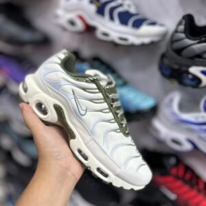Nike Air Max Plus Branco E Verde