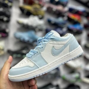 Tênis Air Jordan 1 Low Branco E Azul