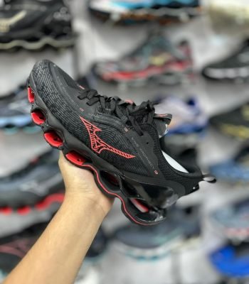 Mizuno-Wave-Prophecy-12-Preto-e-vermelho-N4.jpg