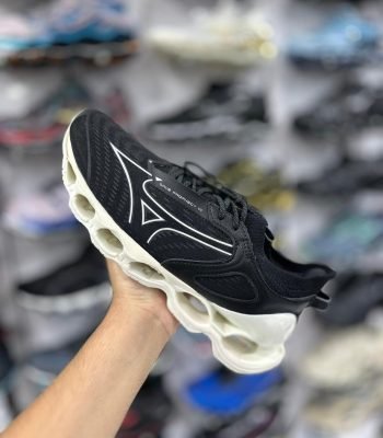 Mizuno-Wave-Prophecy-14-Preto-e-creme-N2.jpg