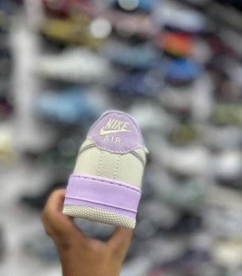 Nike-Air-Force-1-Branco-e-lilas-N14-4.jpg