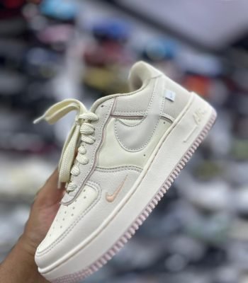 Nike-Air-Force-1-Branco-rosa-claro-N17.jpg