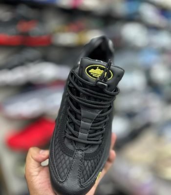 Nike-Air-Max-95-Corteiz-Preto-e-amarelo-N1-2.jpg