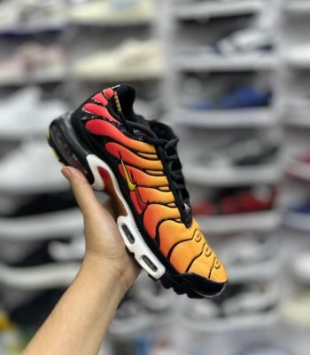 Nike-Air-Max-Plus-Laranja-N4-1.jpg