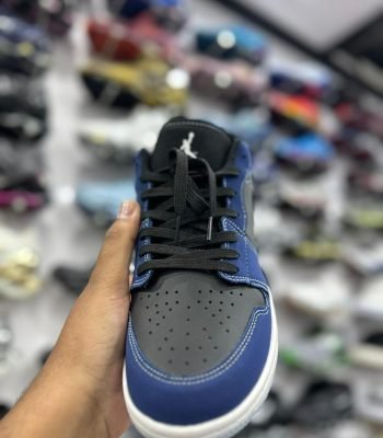 Tenis-Air-Jordan-1-Low-Azul-e-preto-N7-2.jpg
