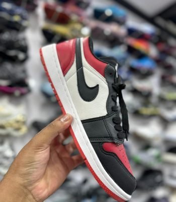 Tenis-Air-Jordan-1-Low-Preto-branco-e-vermelho-N11-3.jpg